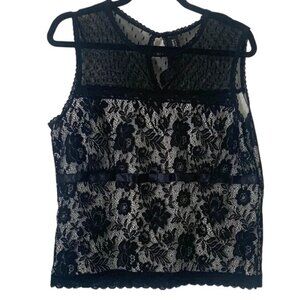 New York & Company top. Size large